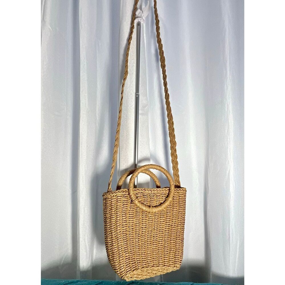 Woven Straw / Grass Tote, Purse/Bag, Square Bottom Thailand Shoulder, Arm Carry